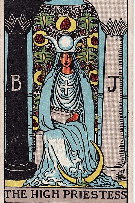 Carta de Tarot: La sacerdotisa